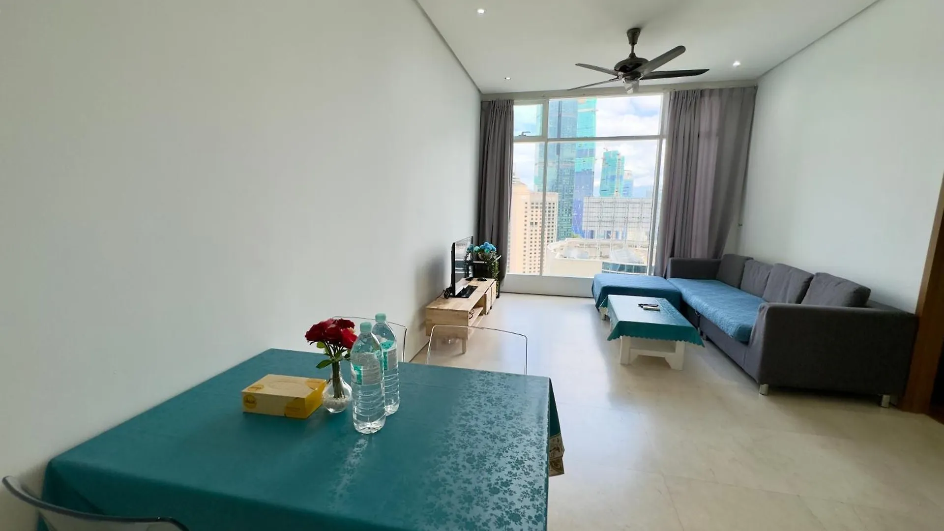 Soho Suites Klcc By Alucard'S Cat Куала-Лумпур 0*,  Малайзия